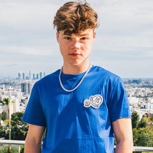 "You are literally INSANE. Best shorts editor in the game" ⭐⭐⭐⭐⭐